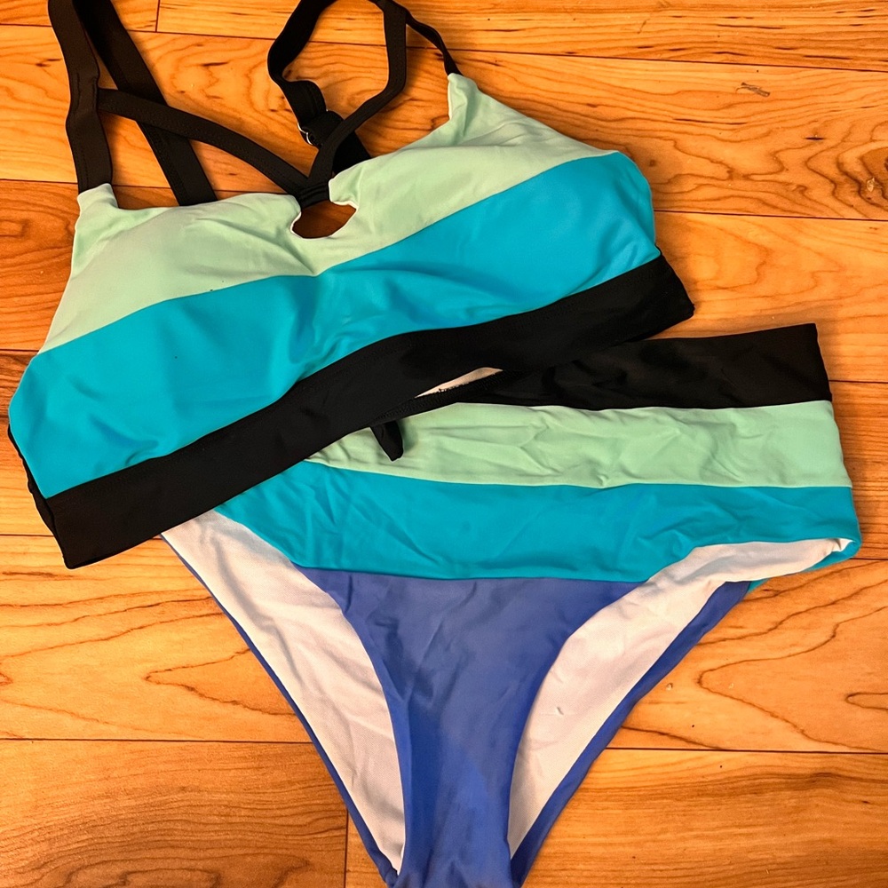 Striped Blue and Black Women's Bikini Set (no brand name)